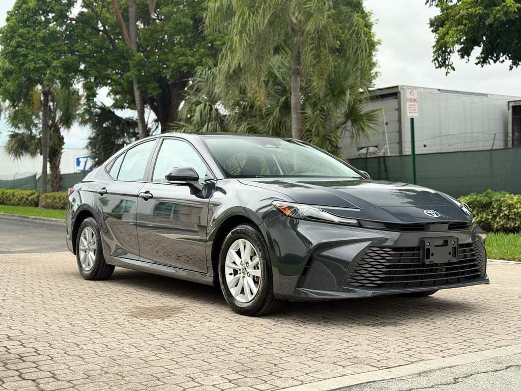 2026 Toyota CAMRY SE SE