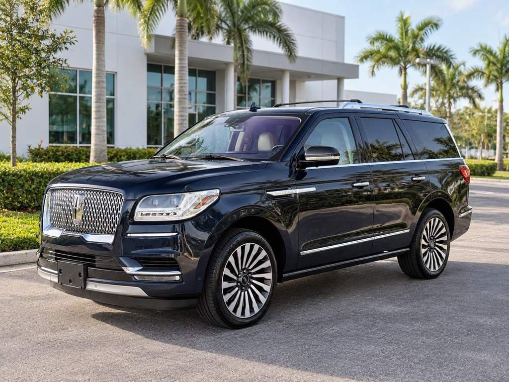 2018 Lincoln NAVIGATOR Reserve — photo 1