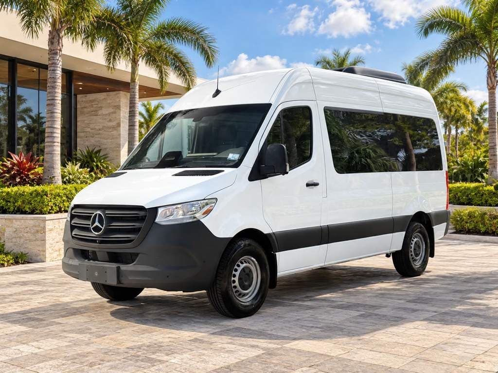 2025 Mercedes-Benz SPRINTER 2500 907 (VS30) - Passenger Van — photo 1